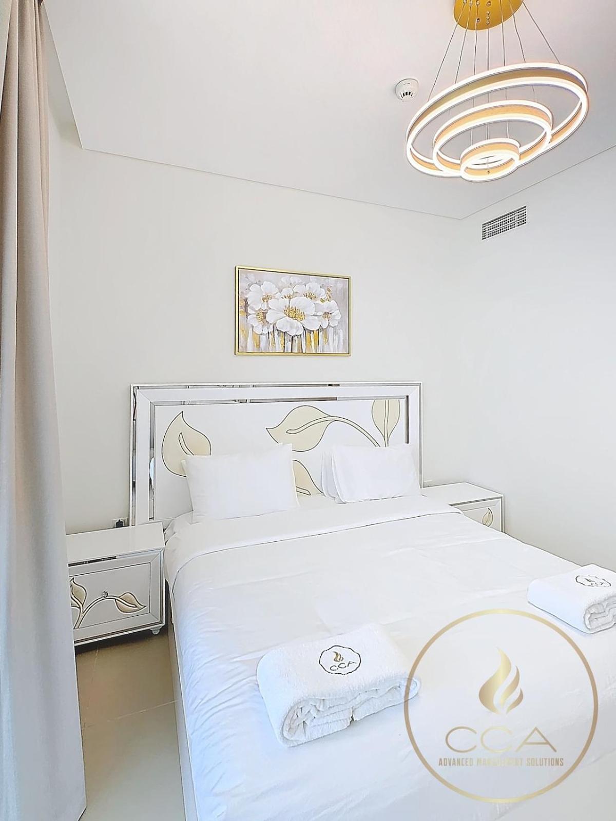 Apartment Seafront Retreat Amazing Views Dubai