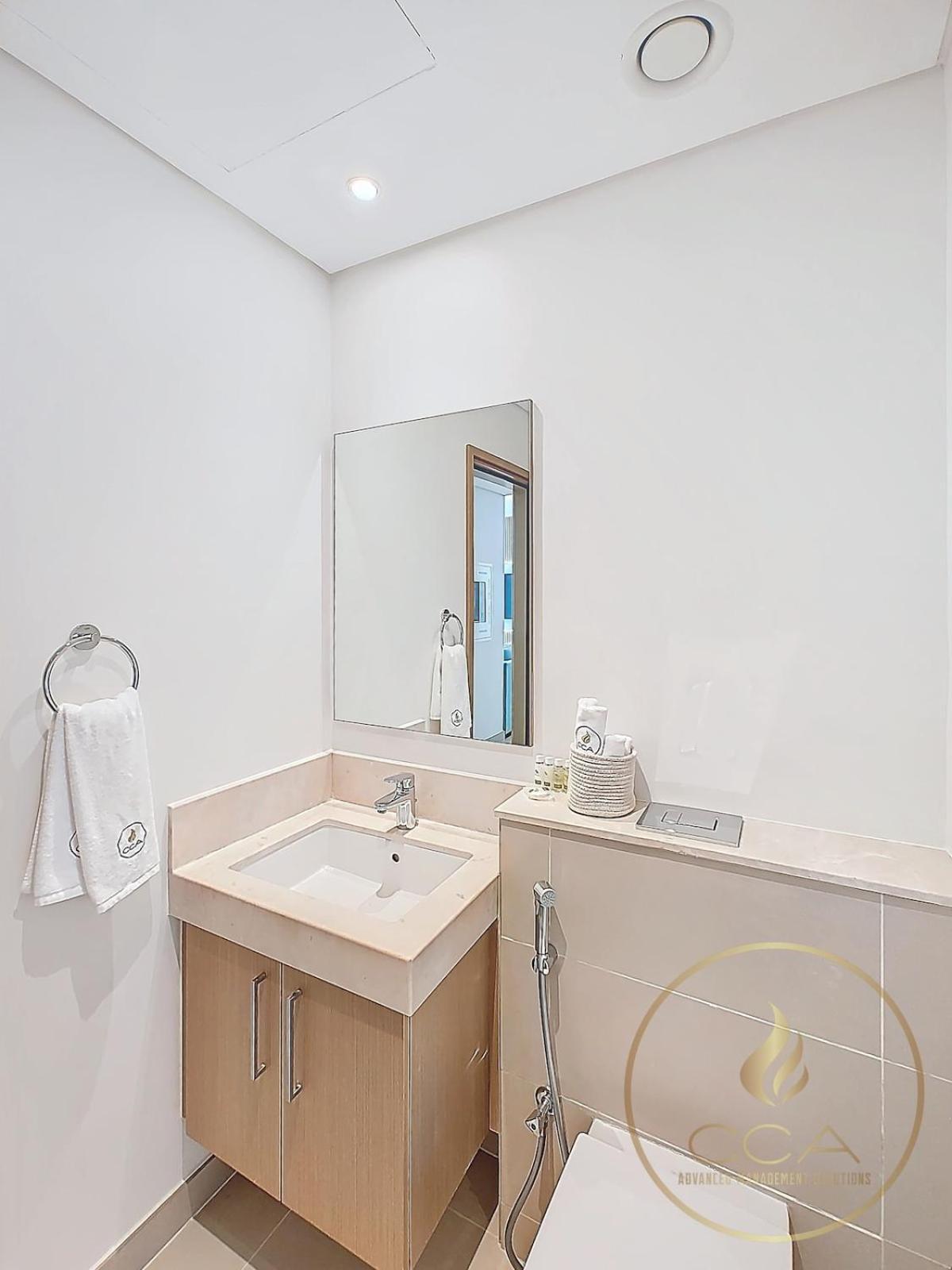 Seafront Retreat Amazing Views Apartment *