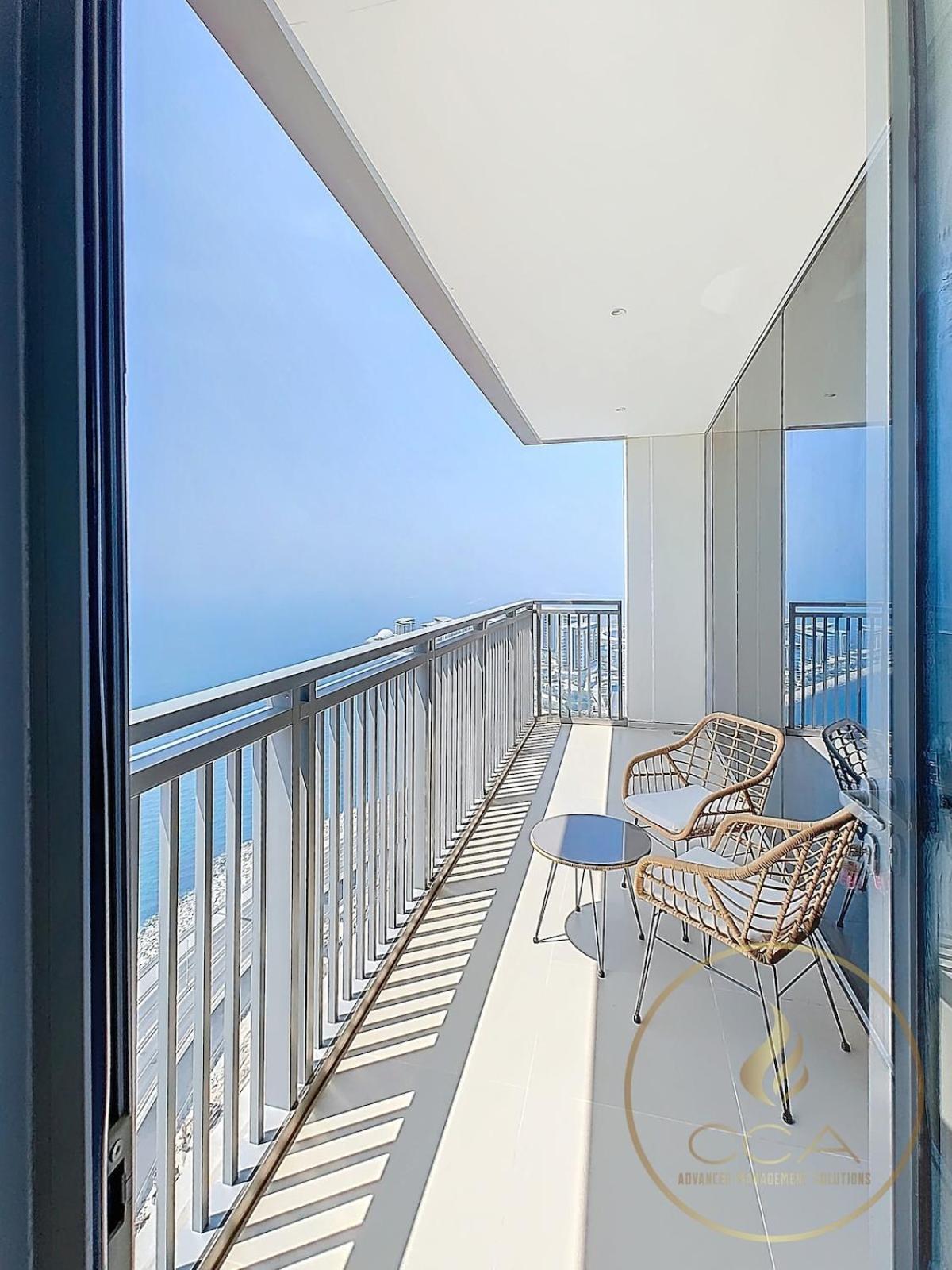 Seafront Retreat Amazing Views *